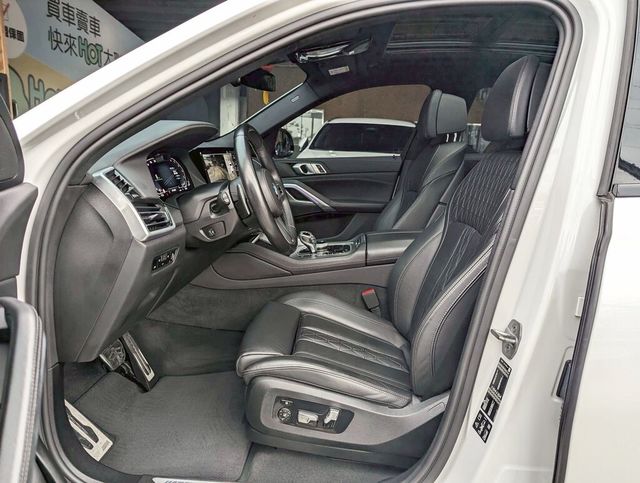 BMW寶馬 X6 XDRIVE40I  第9張相片
