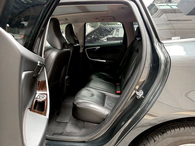 VOLVO富豪 XC60  第15張相片