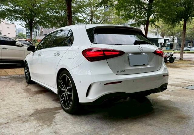 M-BENZ賓士 A180  第2張相片