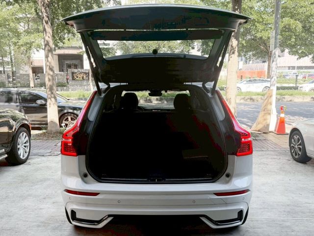 VOLVO富豪 XC60  第7張相片