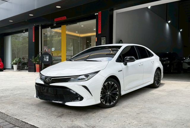 TOYOTA豐田 COROLLA ALTIS HYBRID  第1張相片