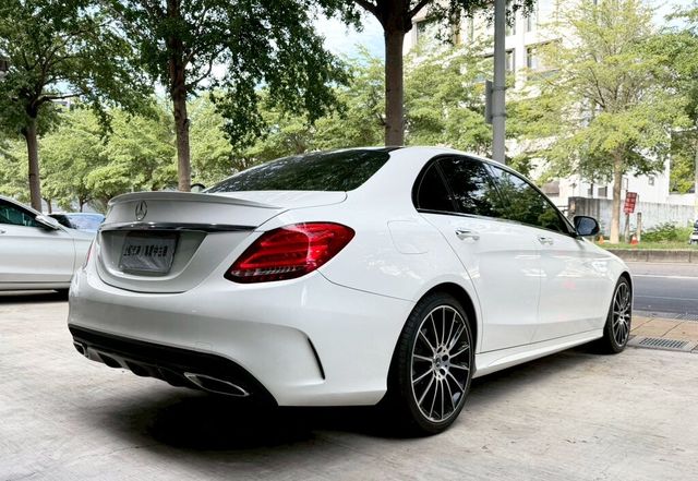 M-BENZ賓士 C300  第2張相片