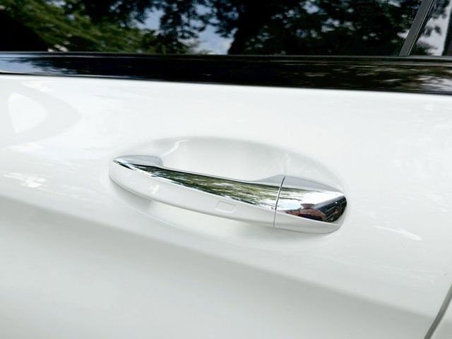 M-BENZ賓士 C300  第11張相片