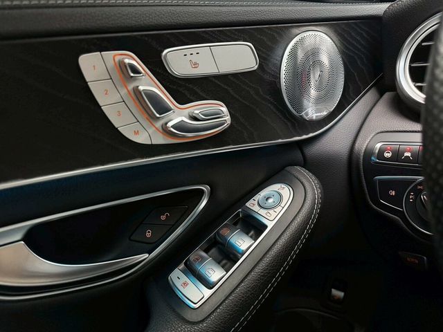 M-BENZ賓士 C300  第12張相片