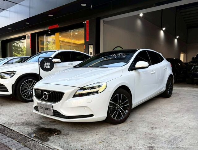 VOLVO富豪 V40  第1張相片