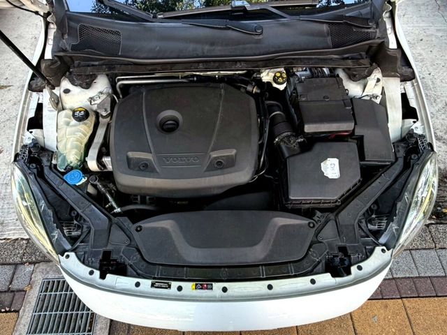 VOLVO富豪 V40  第6張相片