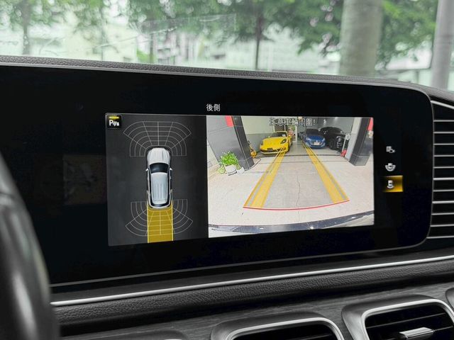 M-BENZ賓士 GLE300D  第13張相片