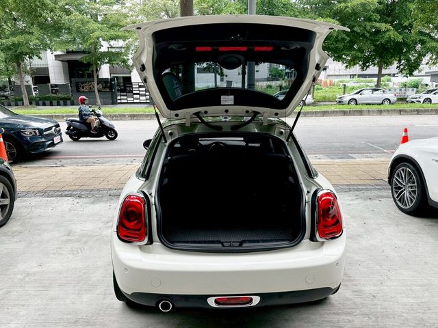MINI迷你 COOPER  第5張相片