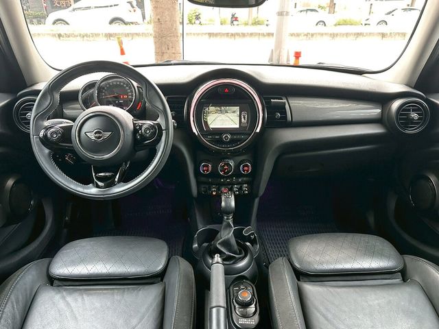 MINI迷你 COOPER  第8張相片
