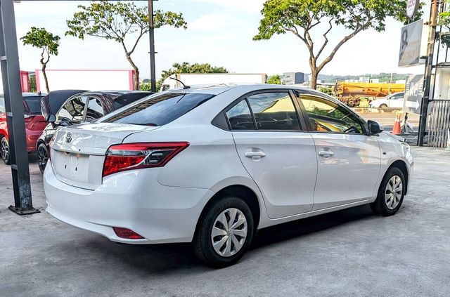 TOYOTA豐田 VIOS  第2張相片