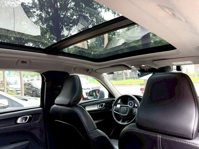 VOLVO富豪 XC40  第17張相片