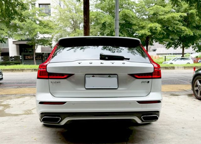 VOLVO富豪 V60  第4張相片
