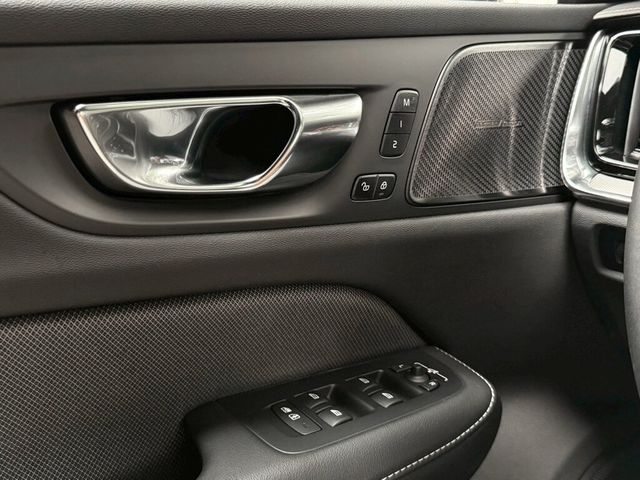 VOLVO富豪 V60  第10張相片