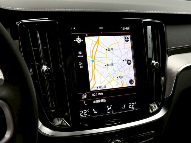 VOLVO富豪 V60  第16張相片