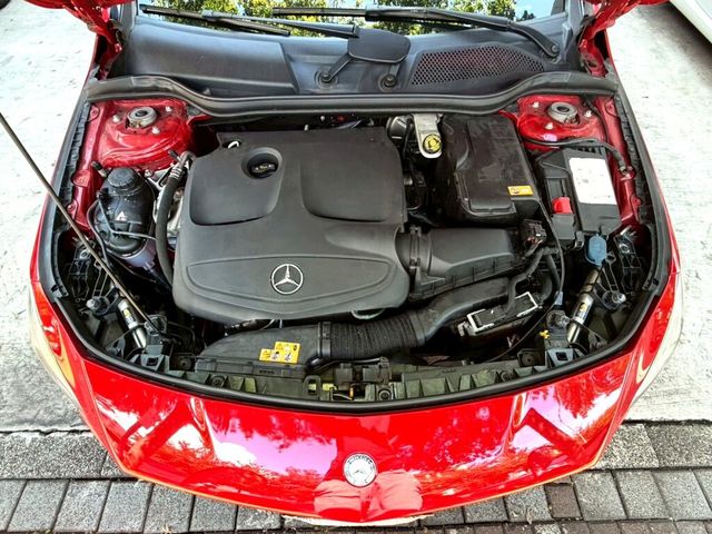 M-BENZ賓士 CLA200  第6張相片