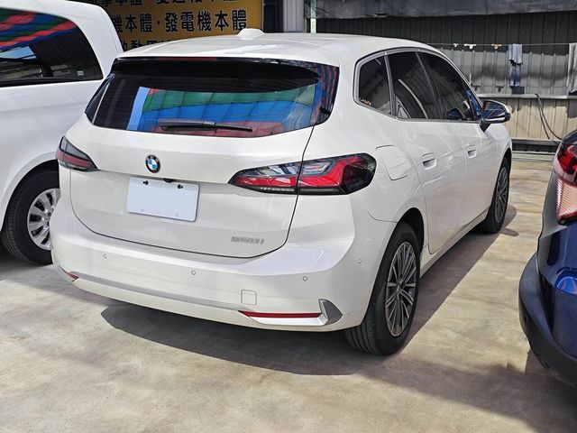 BMW寶馬 220I  第2張相片
