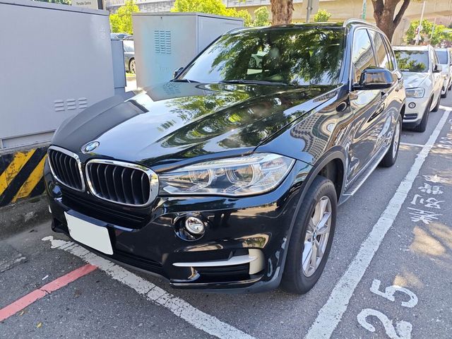 BMW寶馬 X5 XDRIVE30D  第1張相片