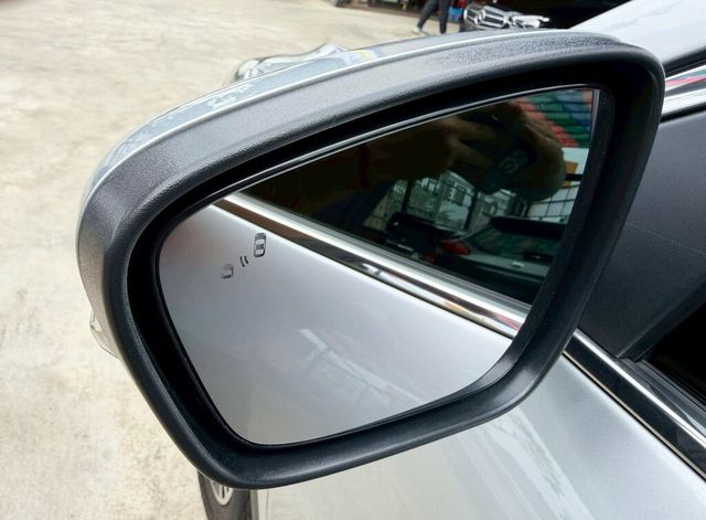 FORD福特 KUGA  第8張相片