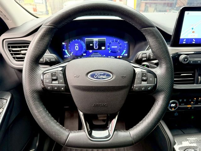FORD福特 KUGA  第12張相片