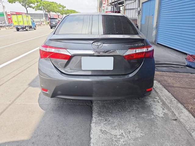 TOYOTA豐田 ALTIS  第4張相片
