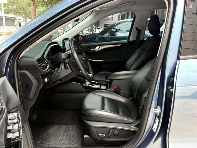 FORD福特 KUGA  第10張相片