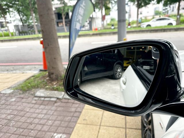BMW寶馬 218I M SPORT  第7張相片