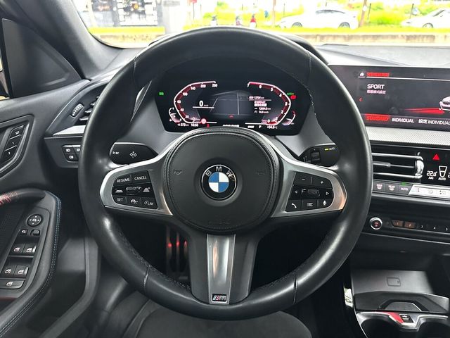 BMW寶馬 218I M SPORT  第12張相片