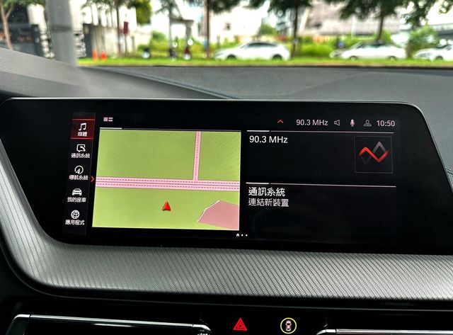 BMW寶馬 218I M SPORT  第15張相片