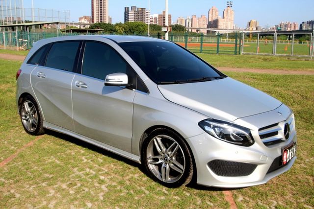 {ACC跟車 只跑9萬}18年式 B180運動版 銀~豐隆嚴選0頭款低月付專案~  第15張相片