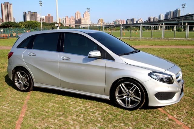 {ACC跟車 只跑9萬}18年式 B180運動版 銀~豐隆嚴選0頭款低月付專案~  第16張相片