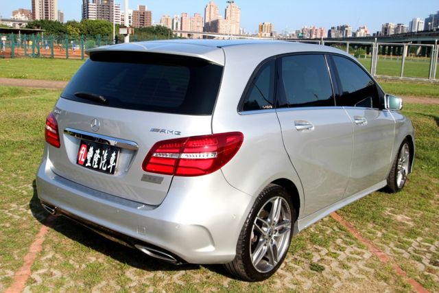 {ACC跟車 只跑9萬}18年式 B180運動版 銀~豐隆嚴選0頭款低月付專案~  第17張相片