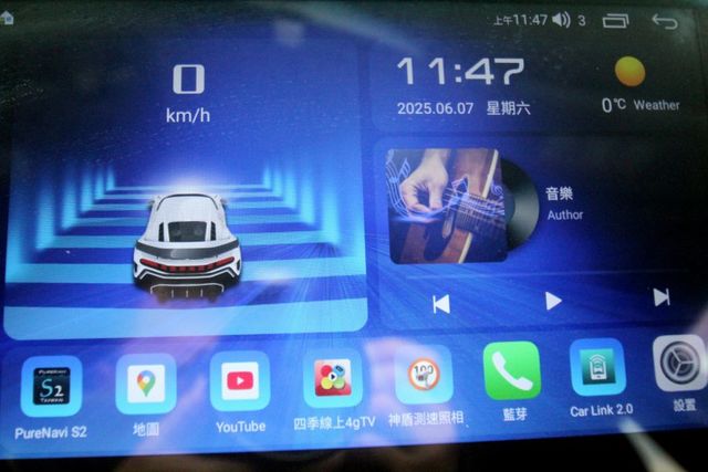 *{跑10萬 內外新}18年式 CAMRY2.5 油電 銀~豐隆嚴選0頭款低月付專案~*  第6張相片