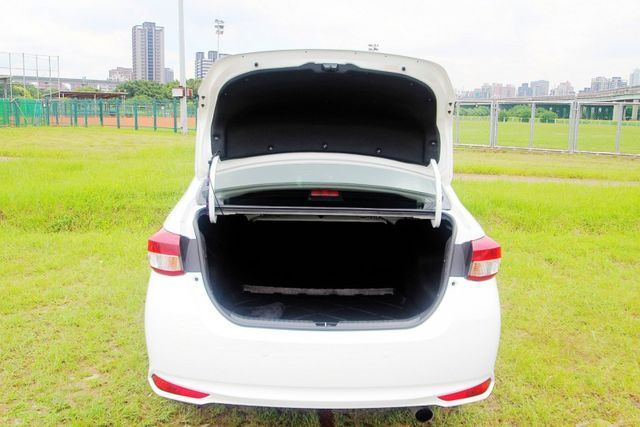 *{跑2.5萬 原漆}21年式VIOS1.5白~豐隆嚴選0頭款低月付專案~*  第12張相片