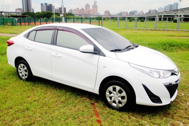 *{跑2.5萬 原漆}21年式VIOS1.5白~豐隆嚴選0頭款低月付專案~*  第16張相片
