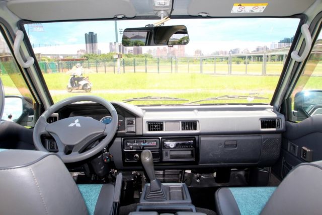 {跑7.8萬 內外新}18年 DELICA2.4銀~豐隆嚴選0頭款低月付專案  第2張相片