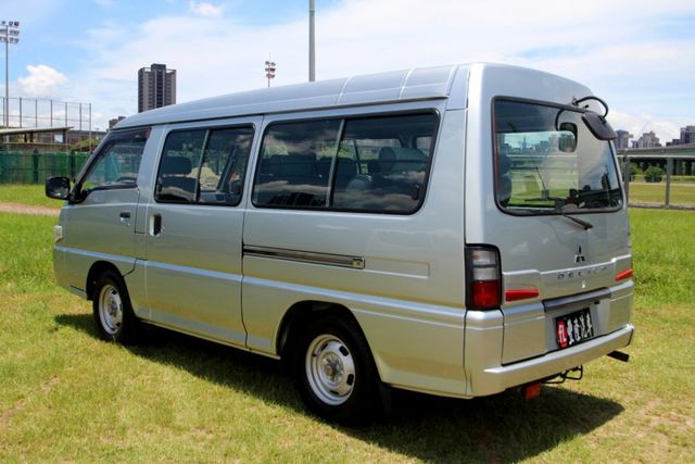 {跑7.8萬 內外新}18年 DELICA2.4銀~豐隆嚴選0頭款低月付專案  第17張相片