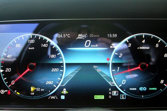 {超貸80萬 總代理}22年E300 黑~豐隆嚴選0頭款低月付專案~  第3張相片