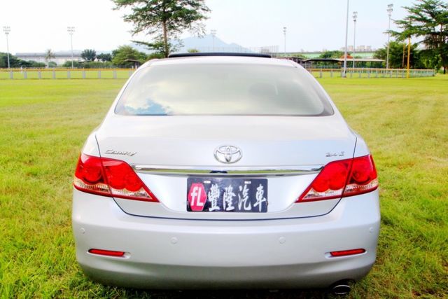 {跑19萬 原鈑件}10年式CAMRY2.4G白~豐隆嚴選0頭款低月付專案~  第4張相片