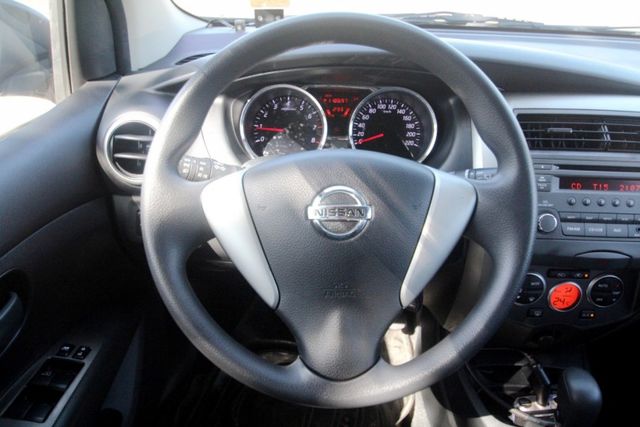 {跑10萬 內外新}14年LIVINA1.6灰~豐隆嚴選0頭款低月付專案~  第5張相片