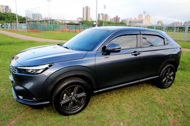 {跑4.3萬 原鈑件}23年HRV1.5P黑~豐隆嚴選0頭款低月付專案~  第14張相片
