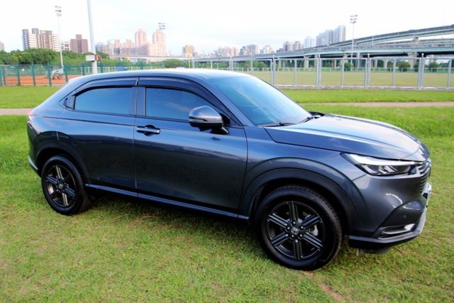 {跑4.3萬 原鈑件}23年HRV1.5P黑~豐隆嚴選0頭款低月付專案~  第16張相片