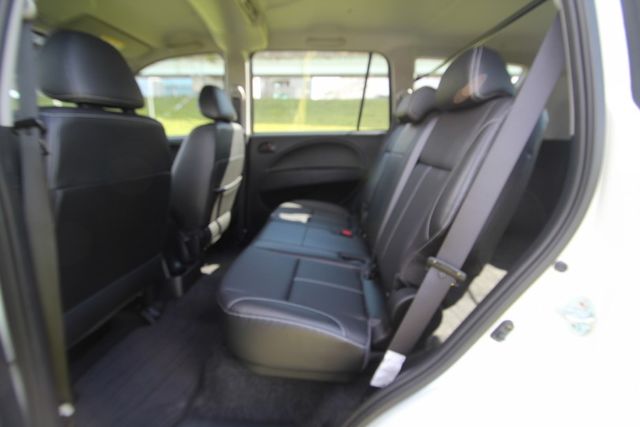 {跑10萬 原鈑件}19年ZINGER2.4銀~豐隆嚴選0頭款低月付專案~  第5張相片