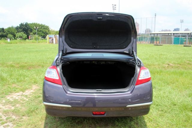 {跑11萬 原鈑件}13年TEANA2.0紫~豐隆嚴選0頭款低月付專案~  第12張相片