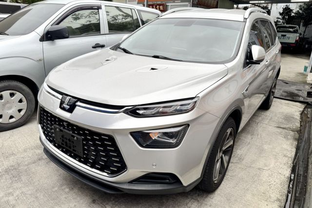 {跑7萬 原鈑件}20年URX1.8銀~豐隆嚴選0頭款低月付專案~  第1張相片