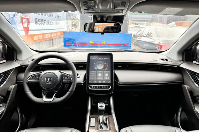 {跑7萬 原鈑件}20年URX1.8銀~豐隆嚴選0頭款低月付專案~  第3張相片