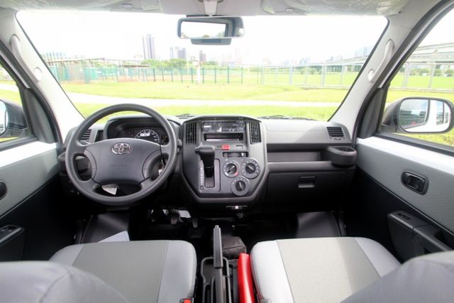 {全新領牌車}26年式 TOWN ACE VAN白~豐隆嚴選0頭款低月付專案~  第1張相片