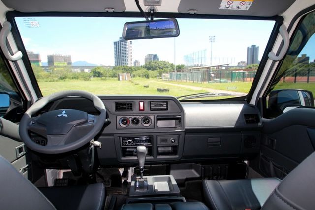 {原鈑件 才跑1萬}24年DELICA2.4銀~豐隆嚴選0頭款低月付專案~  第1張相片