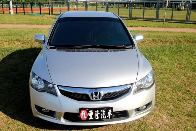 {原鈑件 1年跑1.2萬}12年式CIVIC1.8VTi銀~豐隆嚴選0款低月付專案~  第12張相片