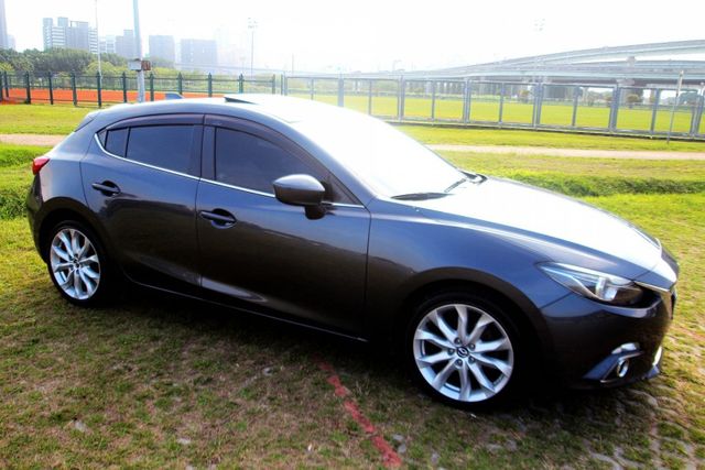 {只跑9萬 旗艦款}15年MAZDA2.0灰~豐隆嚴選0頭款低月付專案~  第16張相片
