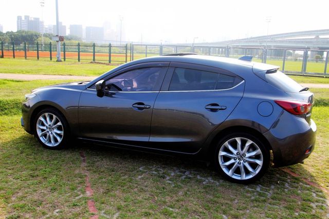 {只跑9萬 旗艦款}15年MAZDA2.0灰~豐隆嚴選0頭款低月付專案~  第20張相片